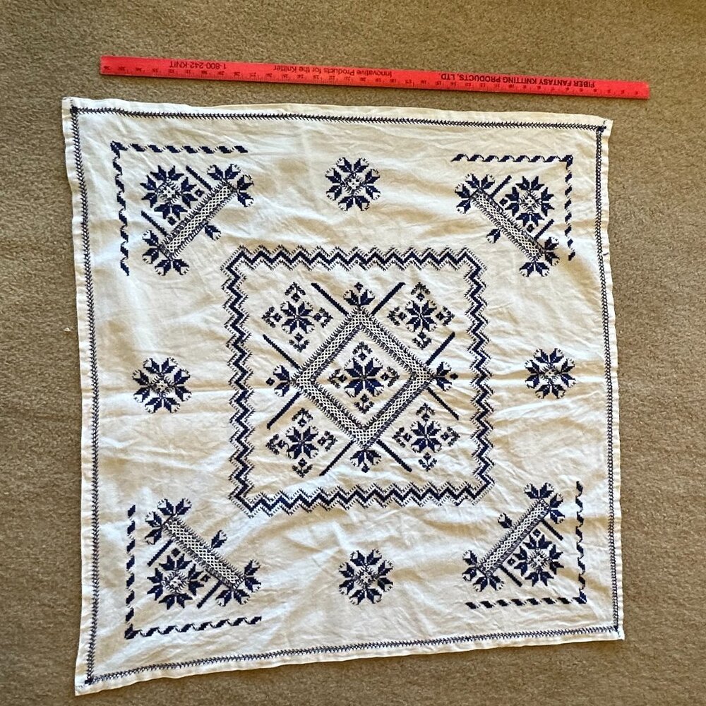 Square Handwork Vintage Blue and White Tablecloth